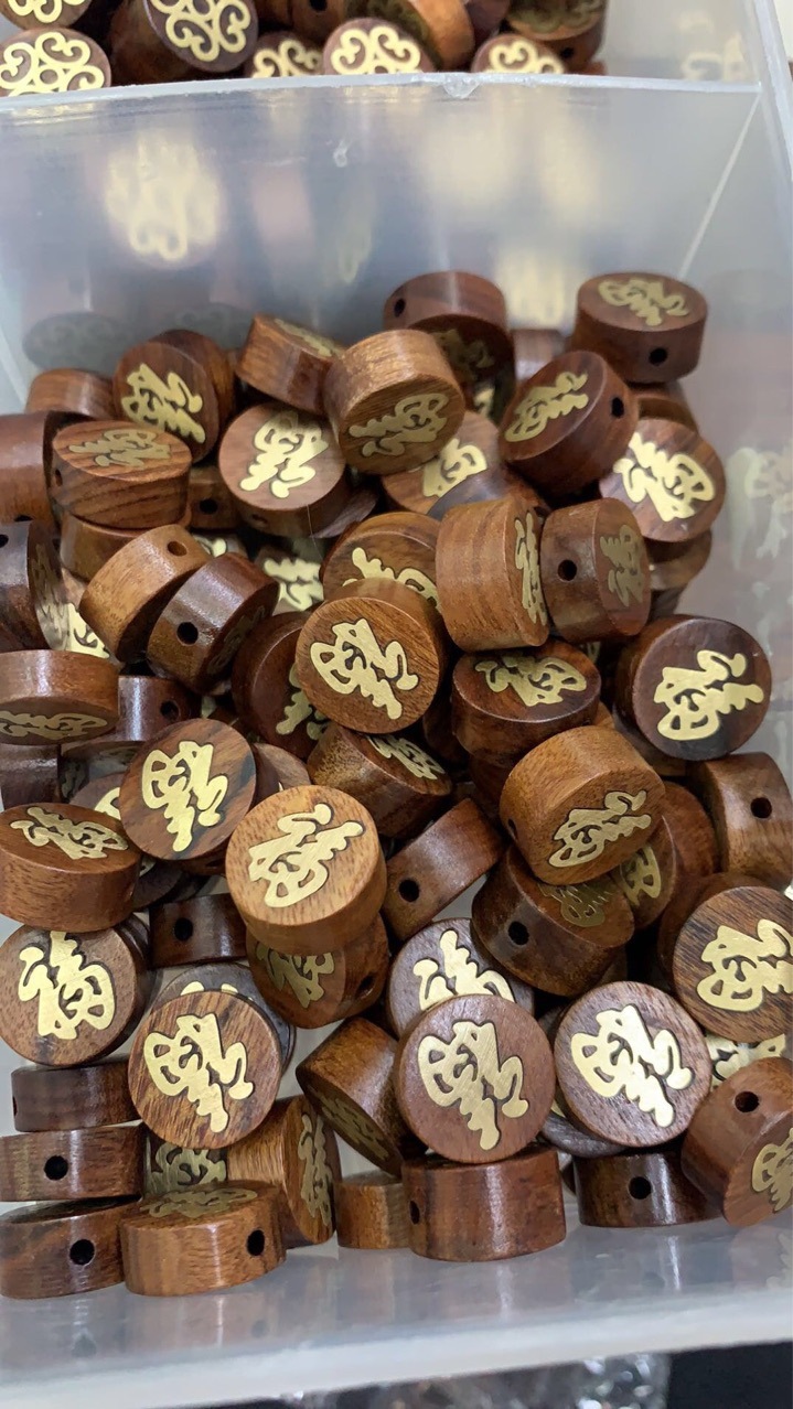 Jewelry accessories, wood, metal, color retention, good luck, happiness, shoes, bags, clothing, diy handmade custom small pendants Specification image