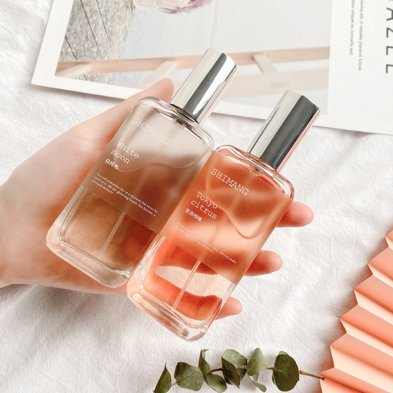 Online Celebrity Live Burst Poetry Mang Men's And Women's Perfume 50Ml Small Flower Fresh Light Fragrant Peach Milk Flavor Application Scenario