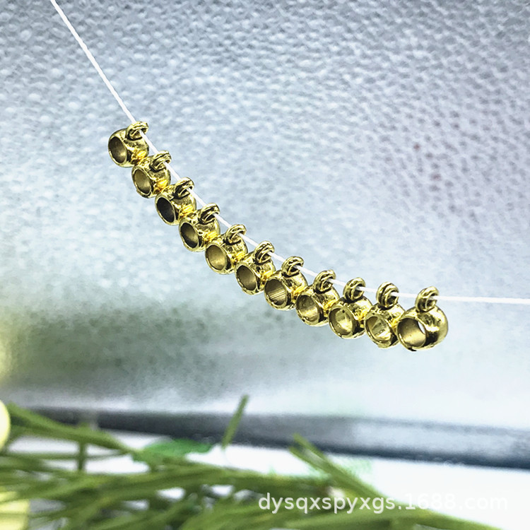 DIY alloy three-way jewelry accessories, pendant beads, bracelet accessories factory direct sales. Colors can be customized Specification image