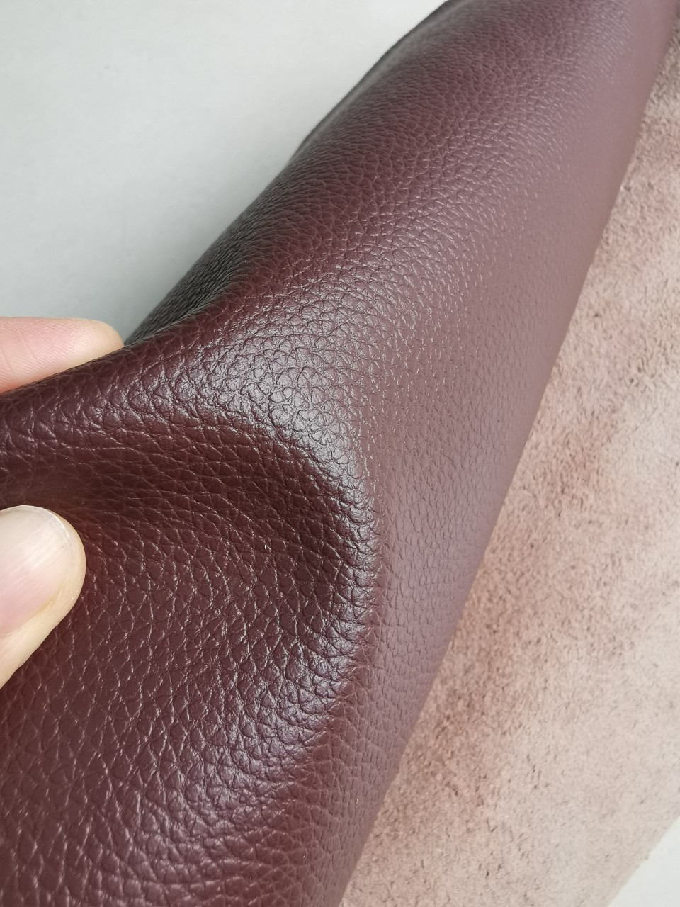 يوجد في مدينة يييو، قهوة الڠانڠا ذا الڠْڠا ذا الڠْي ذا الالْتْشي، من طبقة جلد الثور