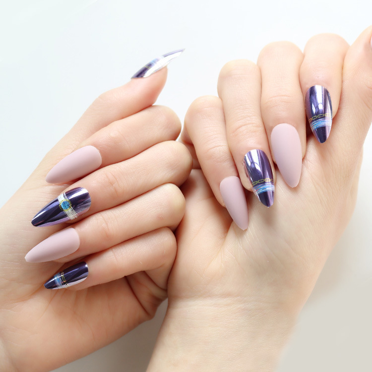 Long pointed false nails, wearable nail pads, finished nail pads, teardrop almond nail pads, nail patches, cross-border from Europe and America, 24 pieces Application Scenario