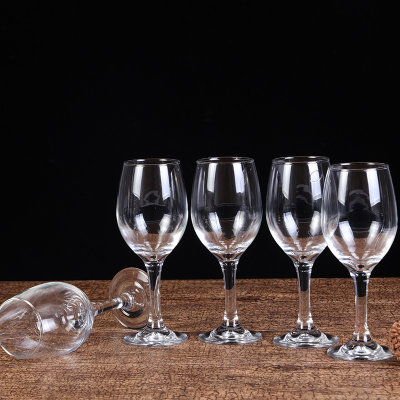 New Wine Glass Set Lead-Free Home Wine Glass European Style With Decanter Set Wholesale Application Scenario