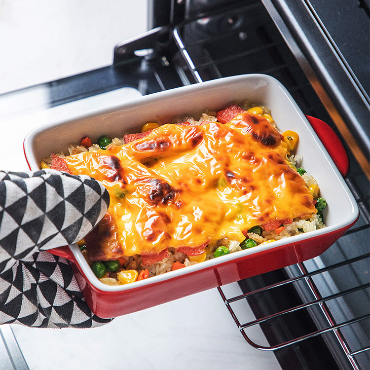 Nordic-style cheese-baked rice plates, baking trays, Morandi colored tableware, home rectangular Western-style pasta plates, snack baking bowls Application Scenario