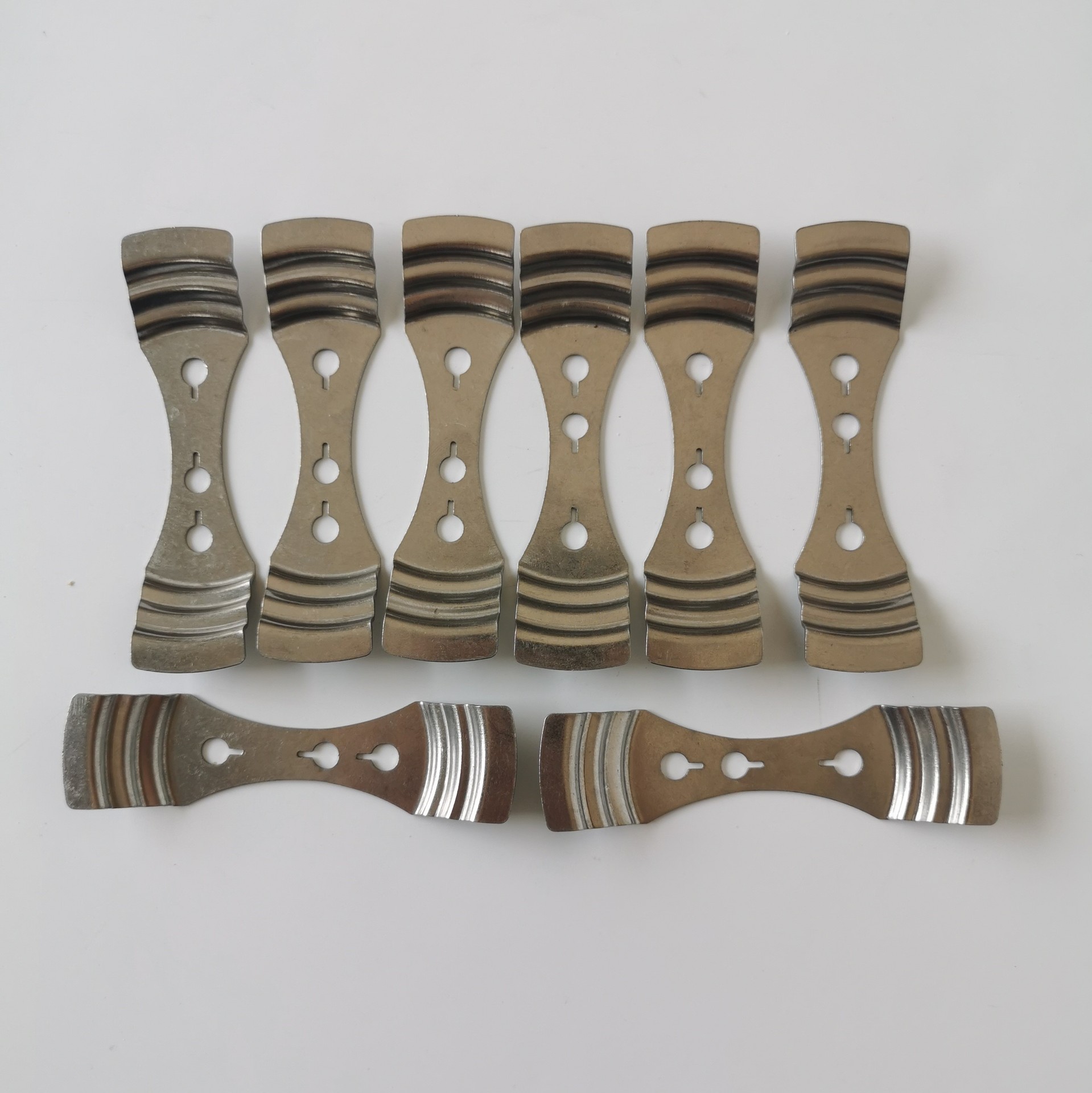 diy candle-making tools, three-hole wick holder, aromatherapy candle wick fixing bracket, wick fixing Application Scenario