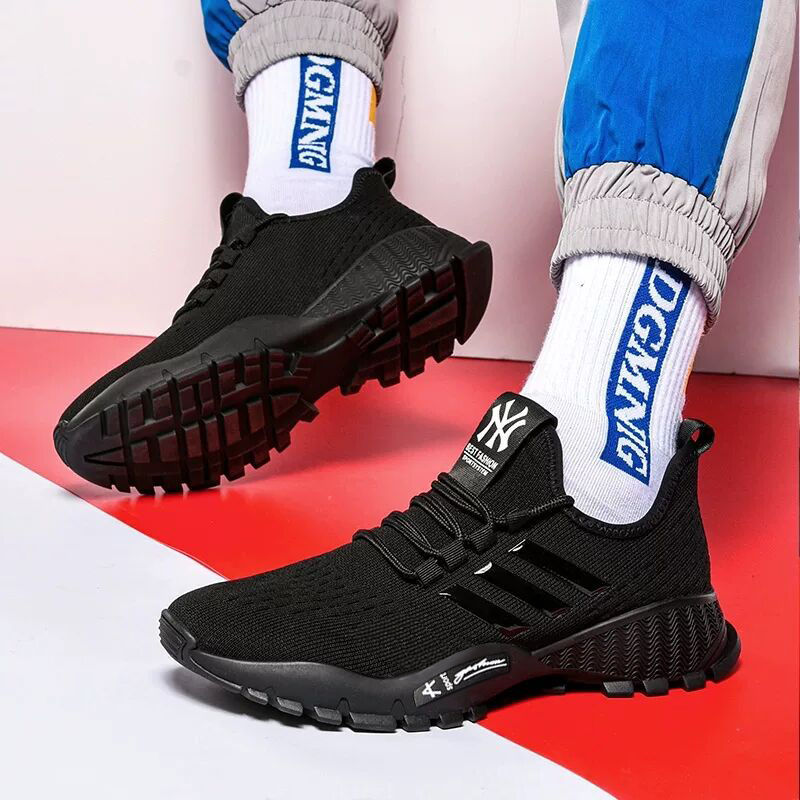 飞织网面男鞋/登山鞋产品图