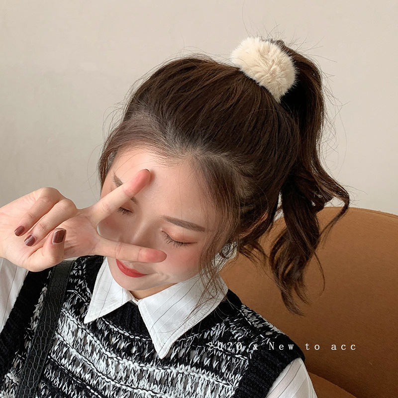 A versatile bun hair tie with plush hair, a female faux mink hair rope, a soft girl's double ponytail hair rope, and a simple furry hair accessory Specification image