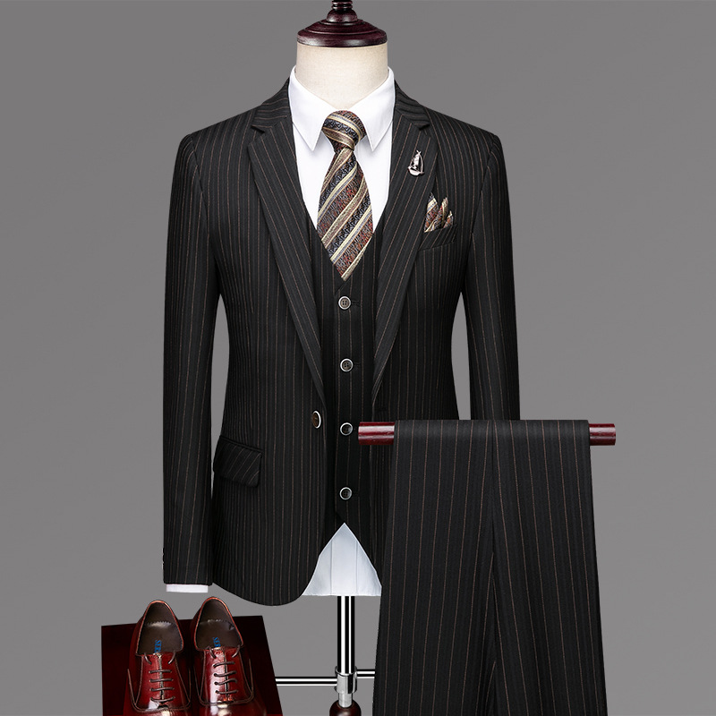Men's three-piece suit, business casual suit, professional formal attire, best man's suit, groom's wedding dress