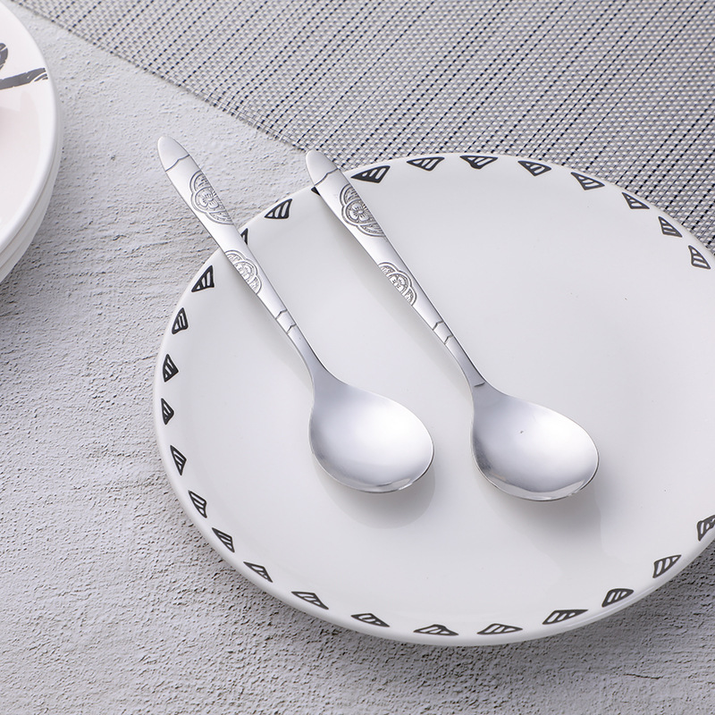 吸卡圆勺/地摊/勺子产品图