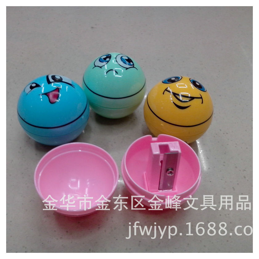 Smiling ball-shaped pencil sharpener, creative expression, manual pencil sharpener, student office pencil sharpener Item Picture