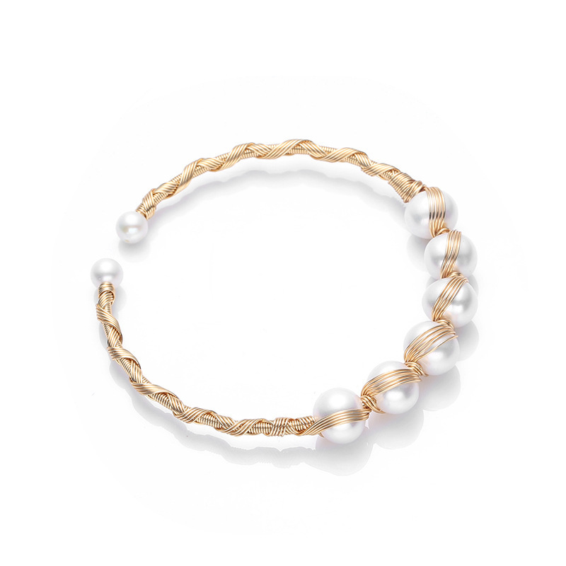European and American natural freshwater pearl 14K gold-plated wound bracelet, six-pearl cross-wound straight row bracelet for women Item Picture