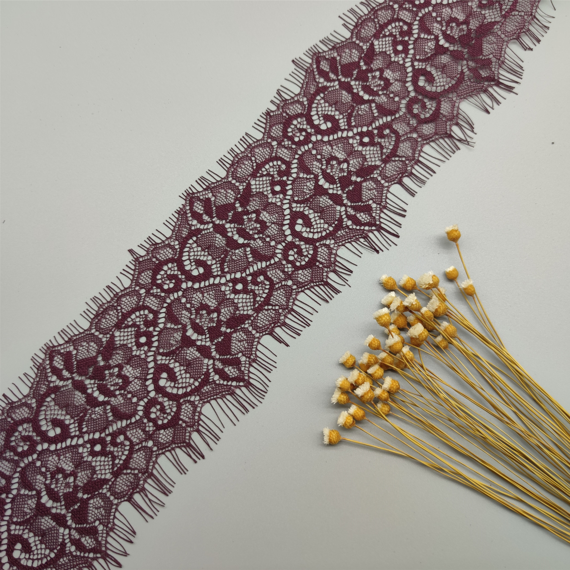 Bilateral 8.5cm eyelash lace, milk silk lace, embroidery lace, wedding and underwear lace accessories Item Picture