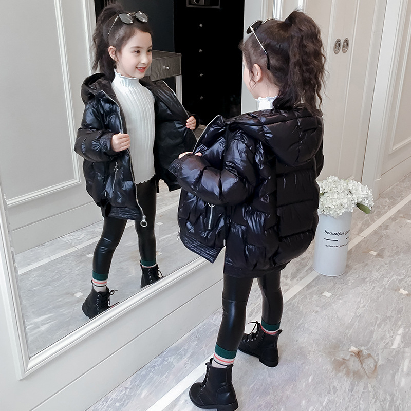 2022 New style of winter cotton-padded clothes for girls: Stylish and casual cotton-padded clothes for little girls, thickened Korean version for big kids to wear outside in winter