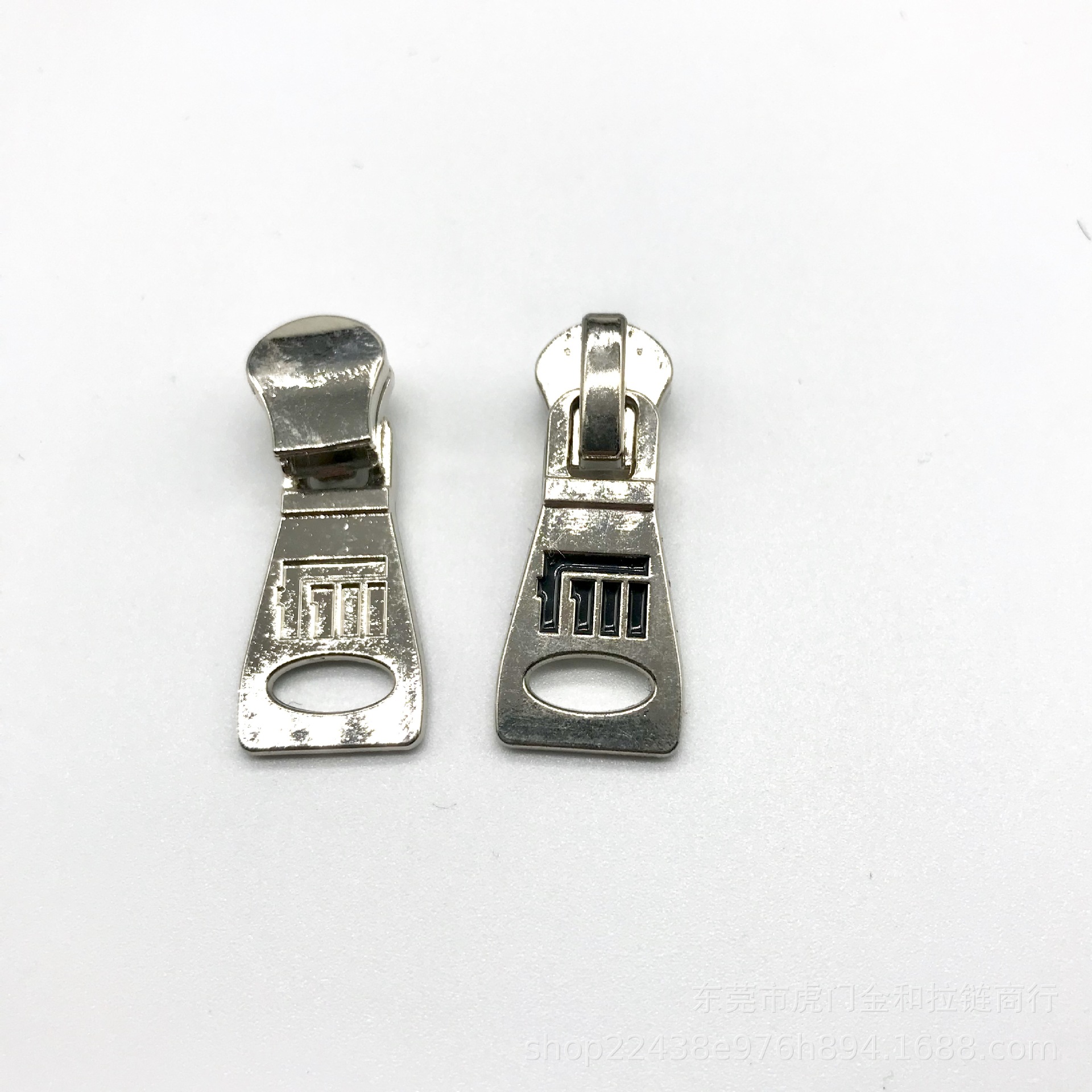 Factory direct sales of 5# metal dot paint zipper pulls, high-quality electroplated white dot paint large sheet, specially designed for clothing and bags Specification image
