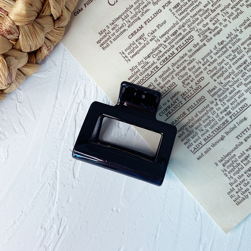 Dongdaemun Instagram Vintage Caramel Color Holloway Square Hair Clip Transparent Hair Clip Clip Application Scenario
