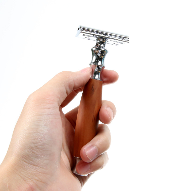 shanilak factory directly supplies old-fashioned wood-grain handle razors, old-fashioned shavers, men's razors, and old-fashioned men's beards for export details Picture