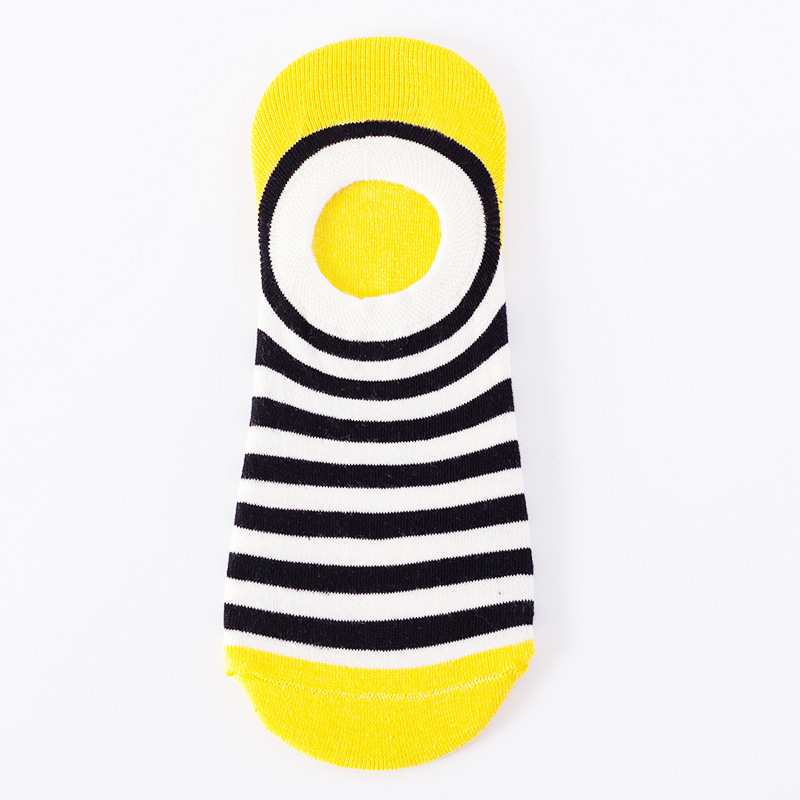 Invisible boat socks, shallow mouth spring and summer thin short socks, men's ins silicone anti-slip socks, heart-shaped Japanese-style women's invisible socks Item Picture