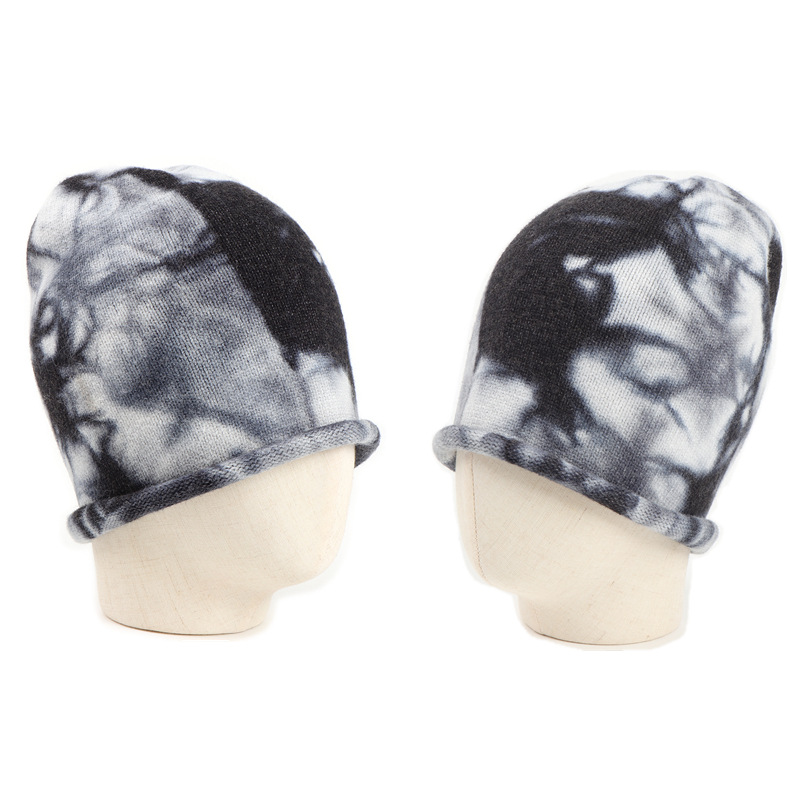 The popular tie-dyed woolen hats for men and women in foreign trade, the warm outdoor rolled-up pile hat, and the hip-hop knitted pullover cold hat for autumn and winter Specification image