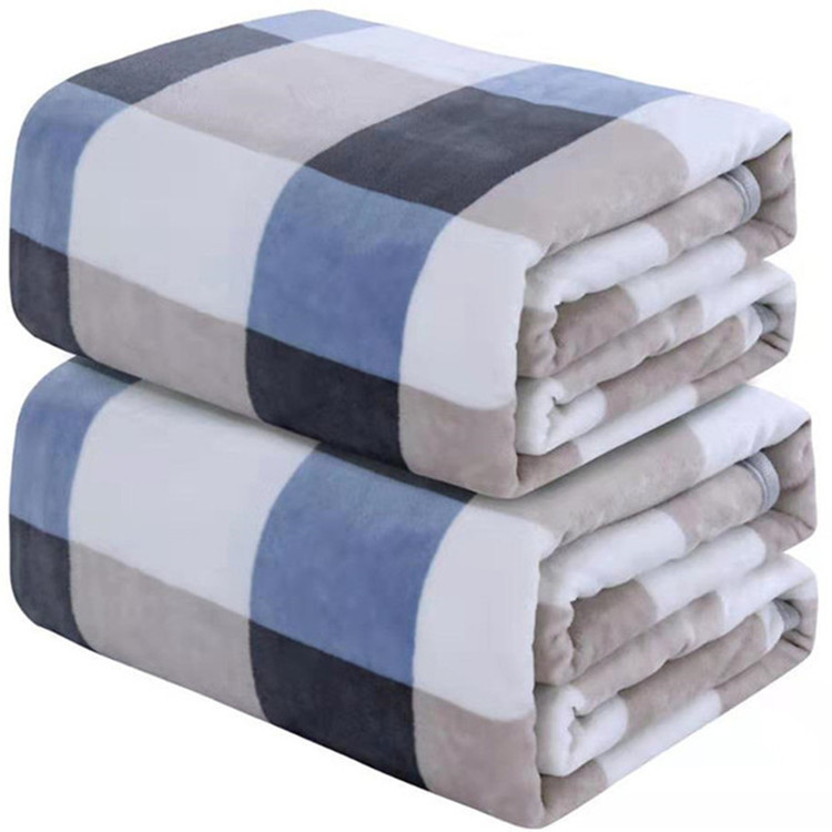 Thickened Gift Blanket Coral Velvet Blanket Gift Box Flannel Cover Blanket Office Nap Blanket Opening Event Gift Item Picture
