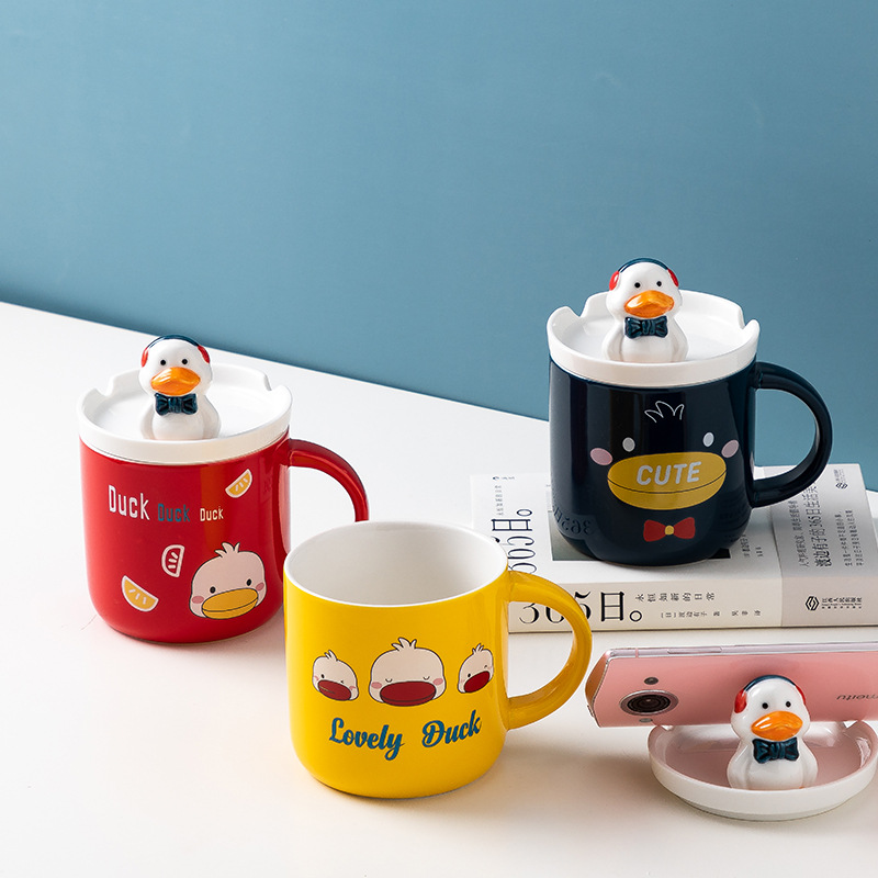 Creative cute cartoon hand-painted 3D three-dimensional cute duckling mobile phone holder ceramic mug girls gift water cup details Picture