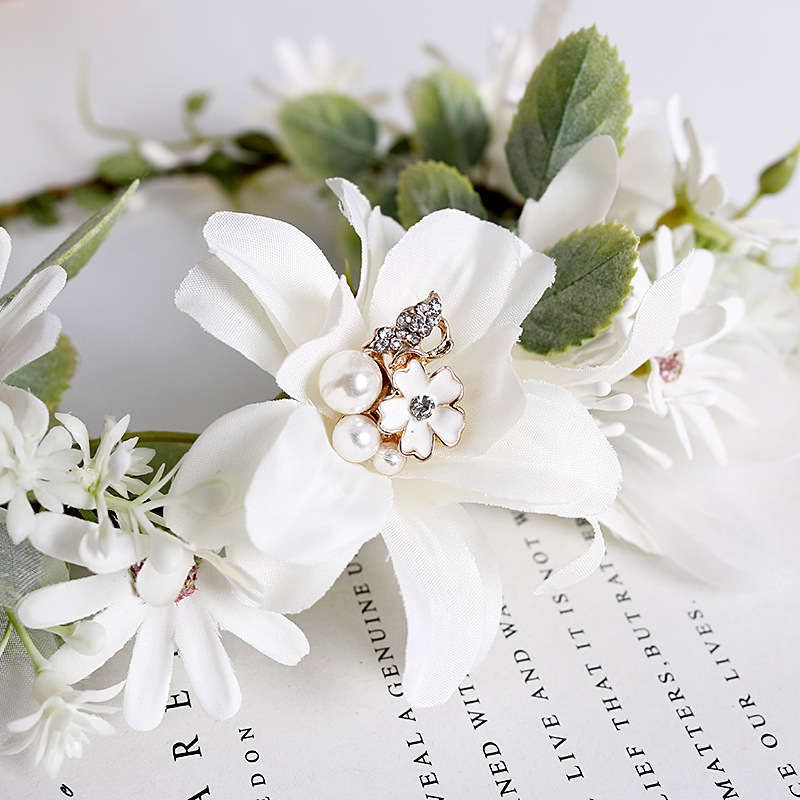 Fashionable Bohemian garland, pearl rhinestone, rattan hairband, bride's wedding headwear, fresh and beautiful accessories details Picture