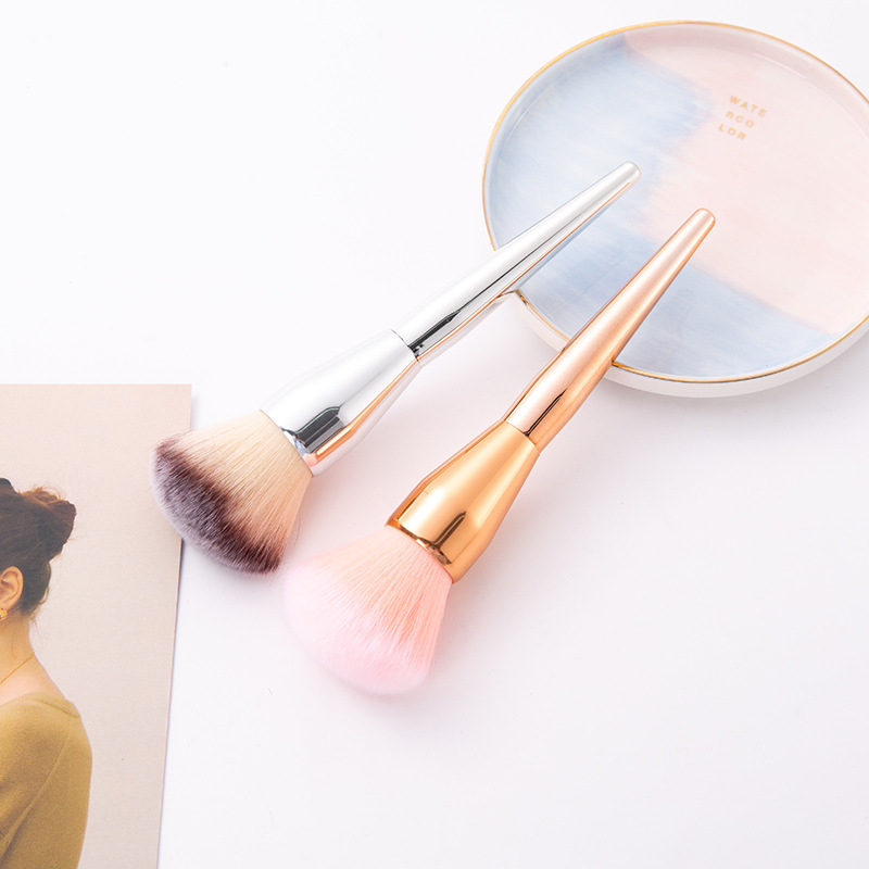Manufacturer Custom Wholesale Single Makeup Brush Fiber Hair Non-Hair Blush Brush Electroplating Handle Brush Beauty Makeup Tools