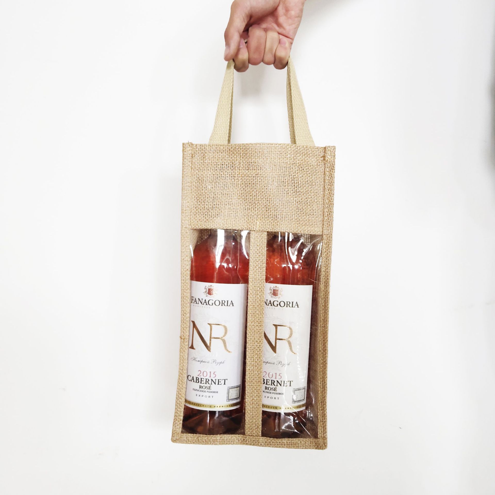 Amazon Hot Jute Red Wine Bag Gift Bag Linen Wine Bag European Gift Bag Wine Bag Application Scenario