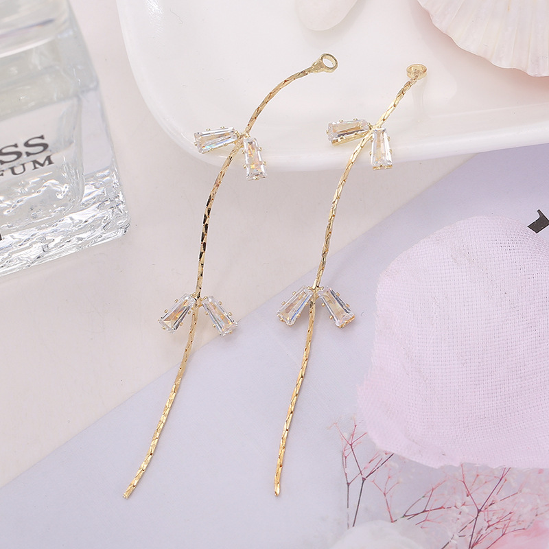 Cross-border zircon diamond-encrusted welded earrings, tassels, diy versatile earrings, earrings and ear wires factory direct sales Application Scenario
