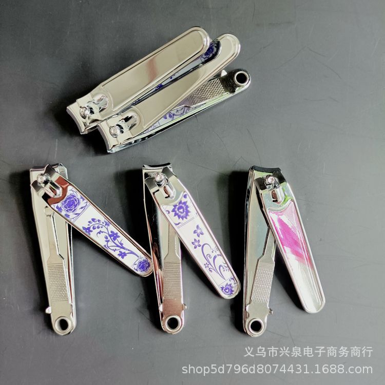 0816 Nail clippers, blue and white porcelain nail clippers, nail clippers, trendy and fashionable nail clippers, 1 yuan wholesale, 2 yuan wholesale supply Specification image