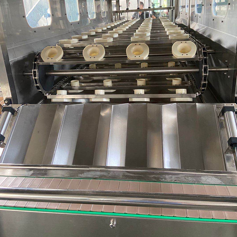 厂家直供全自动大桶灌装线 桶装水灌装机5加仑大桶水生产线Barreled water filling machine