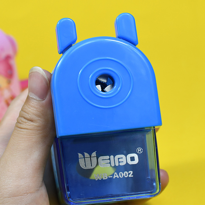 Student pencil sharpener, pencil sharpener, hand-cranked pen sharpener, children's cartoon cute pen sharpener, pen cutter Specification image