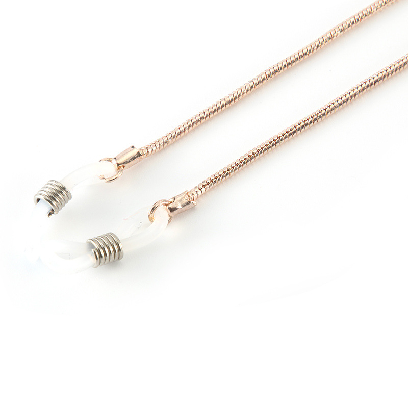 Create unique handmade spectacle cords