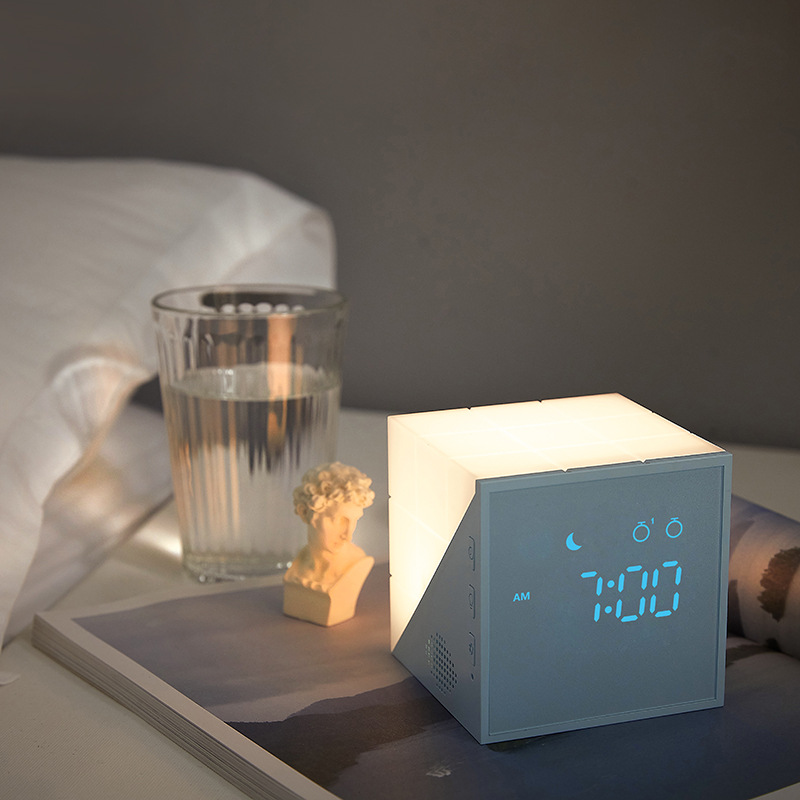 2020 Creative Time Cube Alarm Clock, Children's LED Clock, Mini Alarm Clock, Student Electronic Clock, Silent Application Scenario