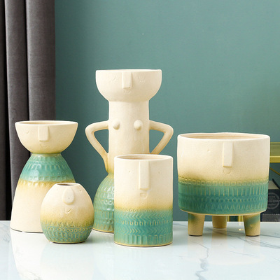 Chinagoods Ceramic Vase北欧创意陶瓷花瓶摆件客厅 插花欧式个性卡通陶瓷瓶装饰艺术品