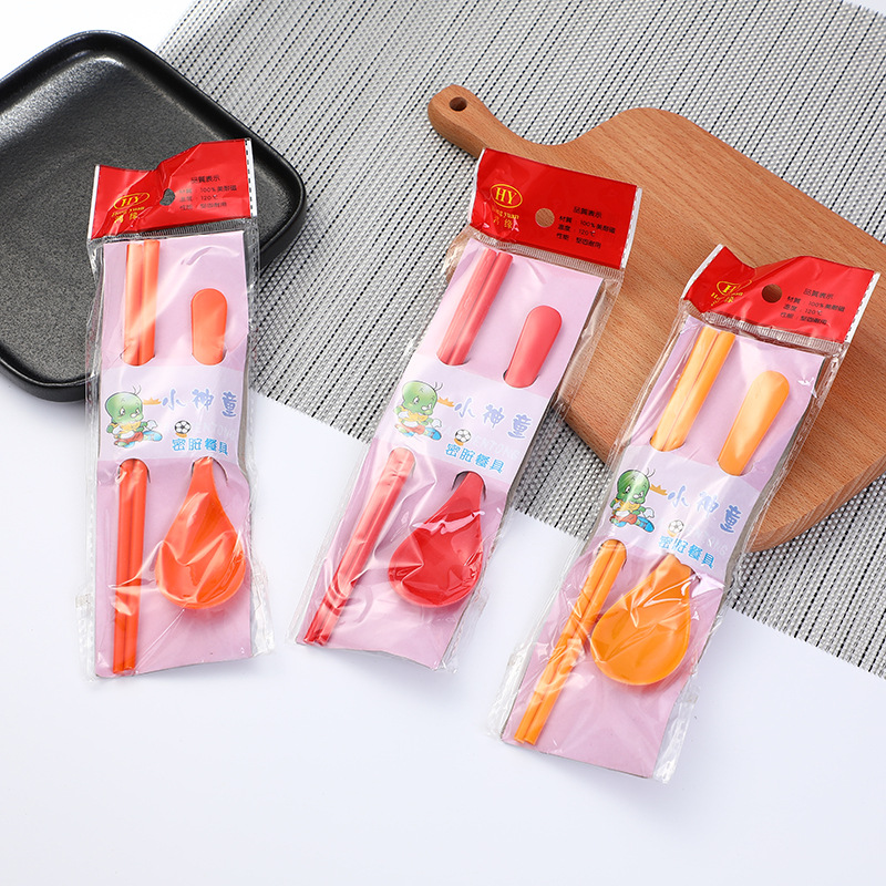 厂家直销 小神童筷  筷子勺子组合 儿童筷  日用百货批发图