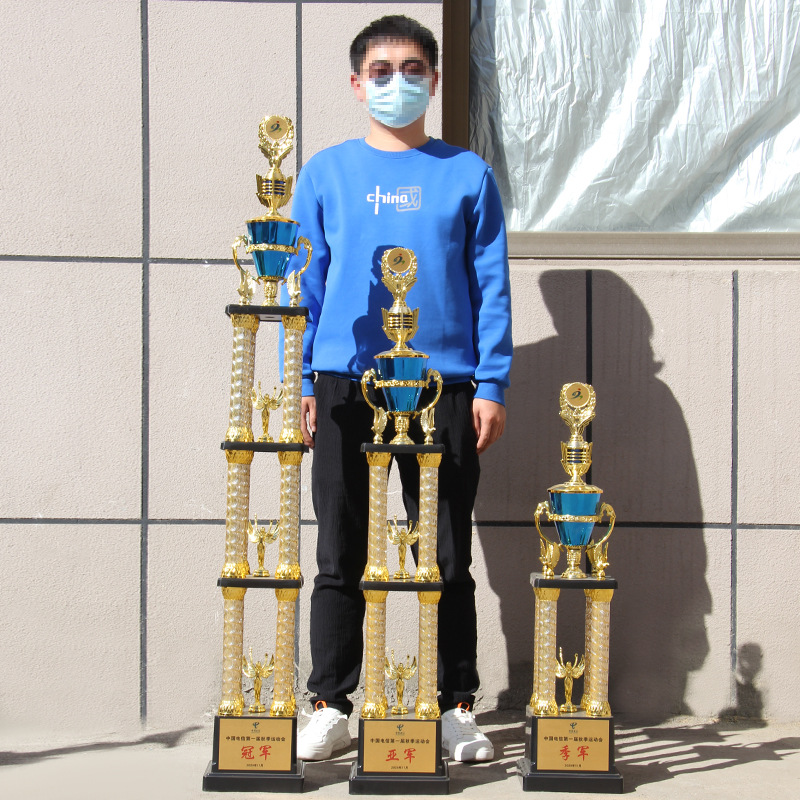 Four-column Atmospheric Team Metal trophies for football, basketball, badminton and music, Four-column cup trophies in stock, reprinting company details Picture