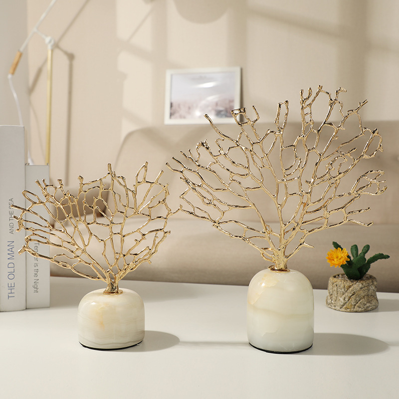 Wholesale of European-style creative metal decorative items, coral tree marble ornaments, home soft furnishings and light luxury decorative decorations Specification image