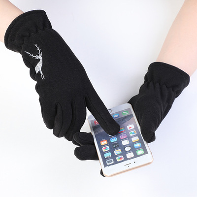 Wholesale of outdoor cycling warm and cold-proof adult gloves for men and women, autumn and winter travel and outing, Derong touch screen gloves Application Scenario