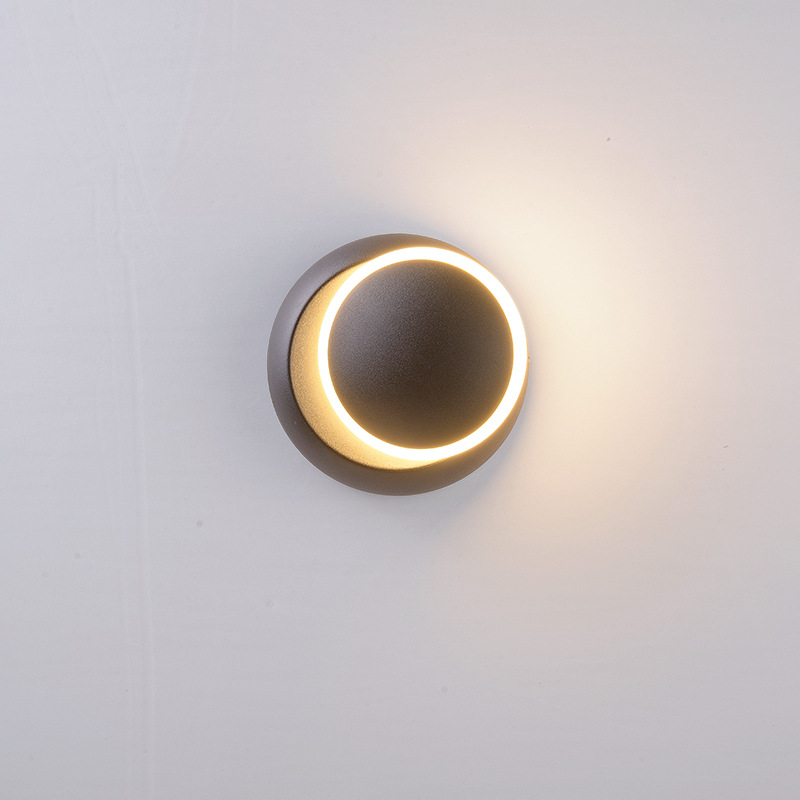 Nordic minimalist bedroom bedside wall lamp led creative living room, dining room, corridor circular rotatable bedroom wall lamp