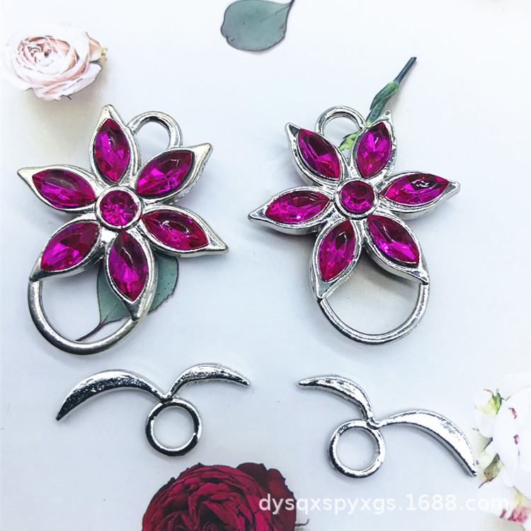 DIY connection accessories: Necklace, sweater buckle, double-sided diamond-encrusted OT buckle. Factory direct, multiple colors available Application Scenario