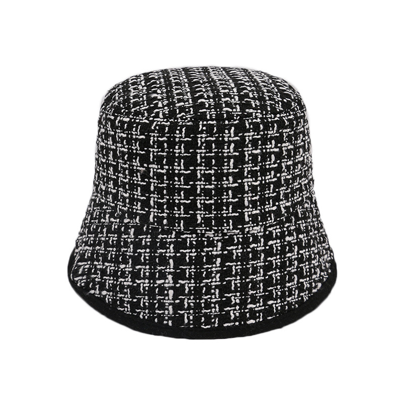 Little Chanel wind hat, children's autumn and winter black and white checkered bucket hat, Korean style versatile fisherman hat, Japanese style casual knitted basin hat Item Picture