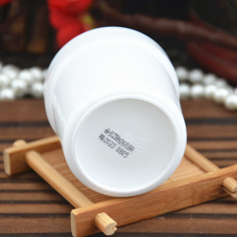 Baozhongbao Urine Cream Chicken Skin Body Lotion Moisturizing Moisturizing Hand And Foot Cream One Piece Issued Authorization Application Scenario