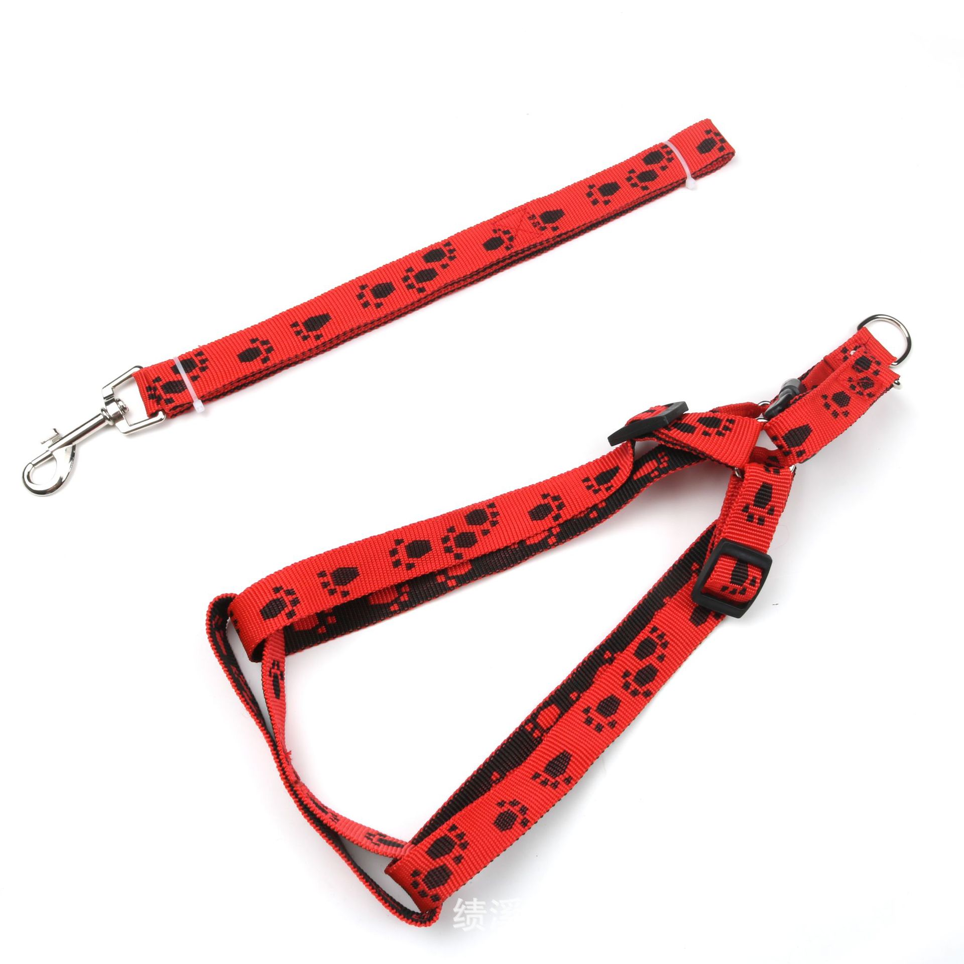 Pet supplies: footprints, bones, jacquard leashes, chest straps, small and medium-sized dog walking ropes, chains, collars Application Scenario
