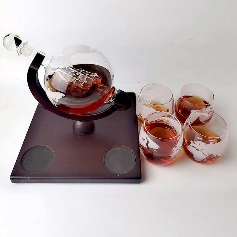 Factory wholesale glass wine bottles, creative craft decanters, ginseng bottle wine bottles, earth instrument wine bottles details Picture