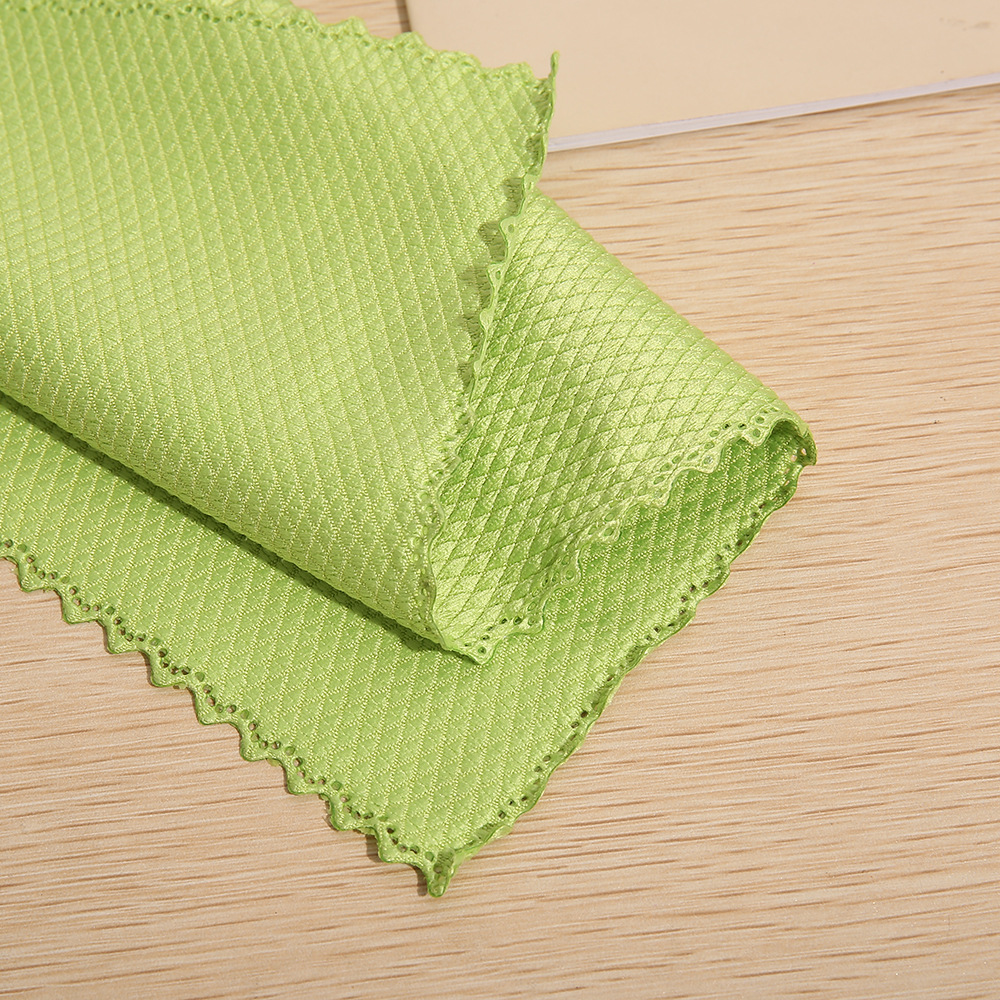 Fish Scale Wipe Glass Anhydrous Cloth Thickened Kitchen Cleaning Towel Thickened Absorbent Wipe Table Cloth Cleaning Cloth Application Scenario