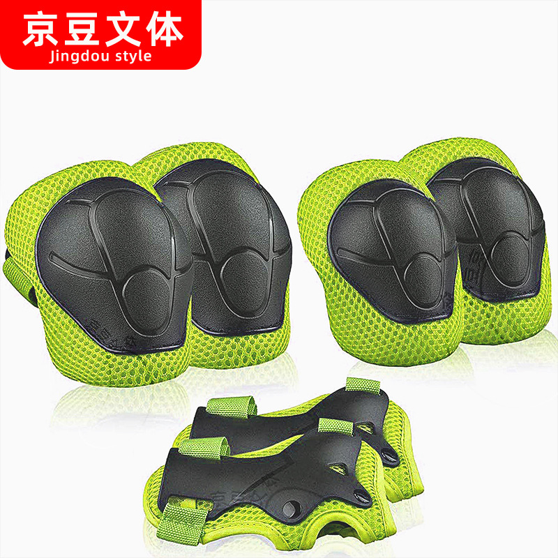 Children's Balance Bicycle Mine Sports Protection Skiing Roller Skating Knee And Wrist Combined Sports Protection Application Scenario