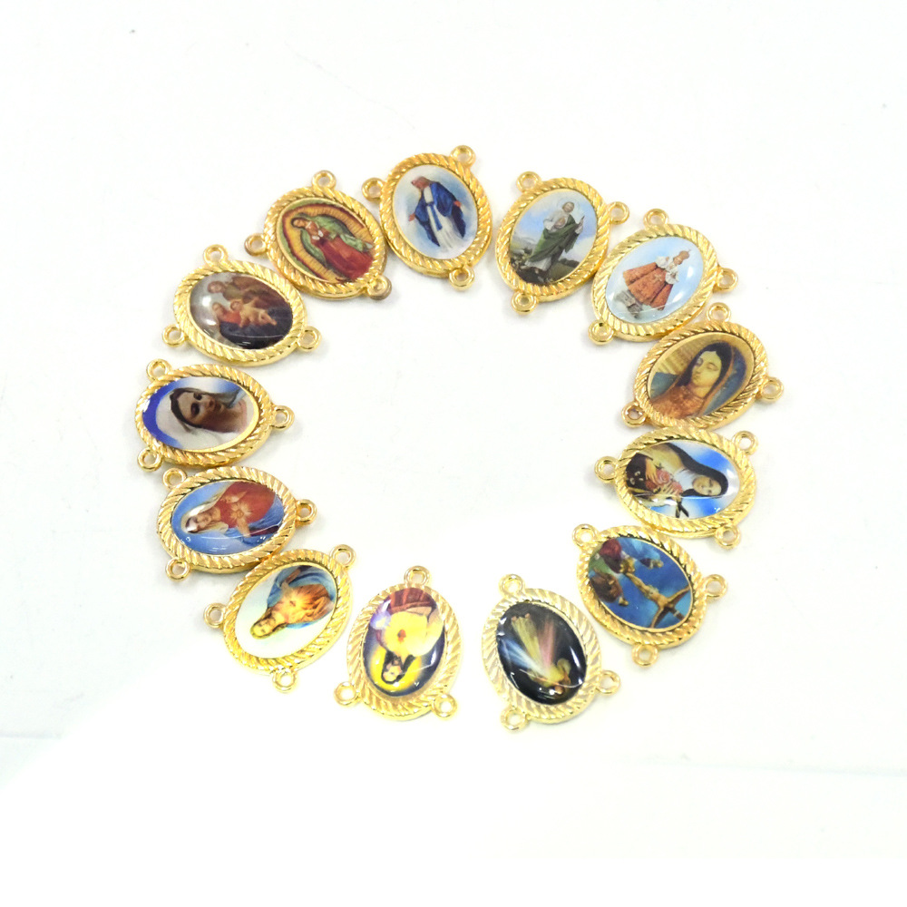 (10 pieces per package) Golden jewelry accessory sticker triangle rosine necklace three-hole DIY accessory