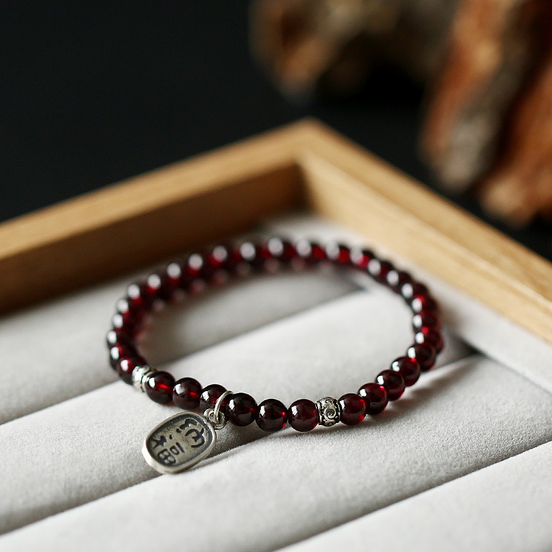 Natural garnet bracelet single-circle ladies' simple S925 silver jewelry gift, fresh and elegant Specification image