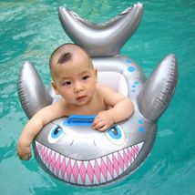 创意儿童鲨鱼游泳圈 新款可爱动物救生圈便携pvc宝宝泳圈厂家批发
