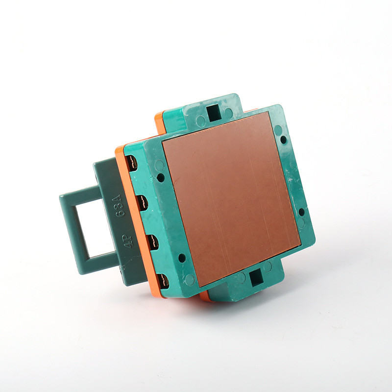 The manufacturer supplies all-copper 4P63A bidirectional switching knife switches, reverse and forward knife switches, and new resin double-throw knife switches Item Picture