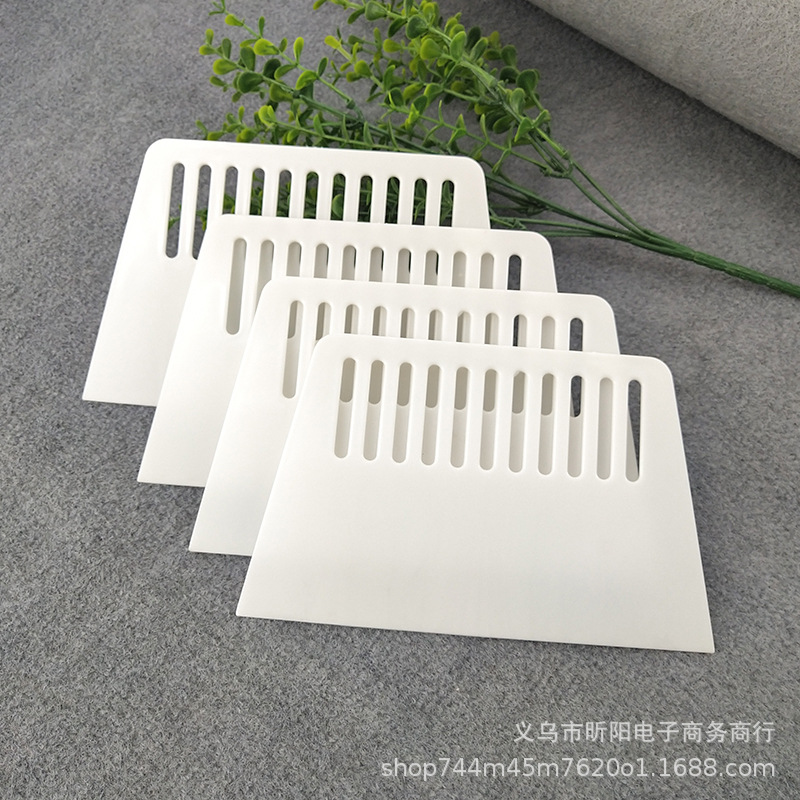 Scraper plastic wallpaper large film scraper tool Transparent paint scraper putty plastic scraper 1 yuan supply Specification drawing